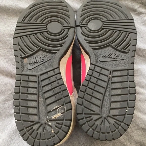 Nike women’s shoes - Picture 7 of 7